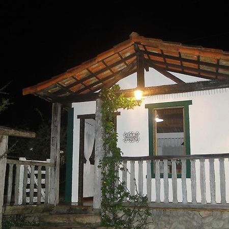 Pousada Vila Do Campo Lavras Novas Exterior foto